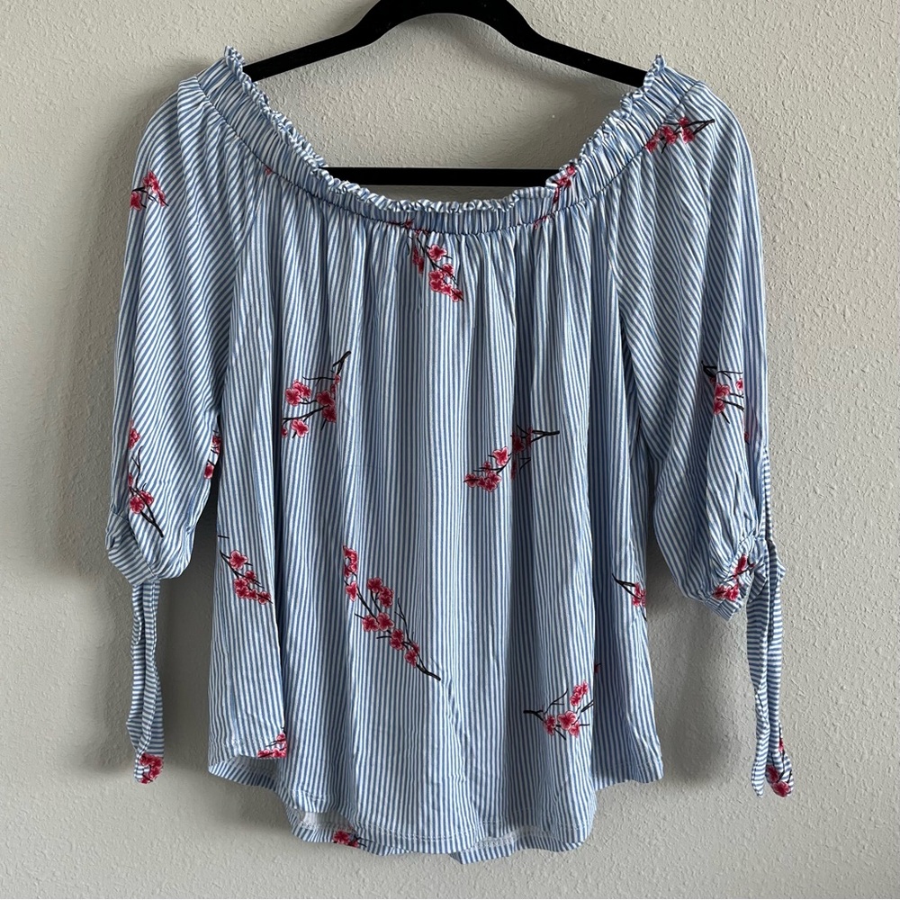 Off the Shoulder shirt